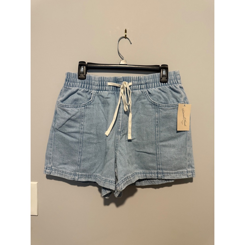 Universal Thread Womens Light Wash Denim Pull On Shorts Size M NWT